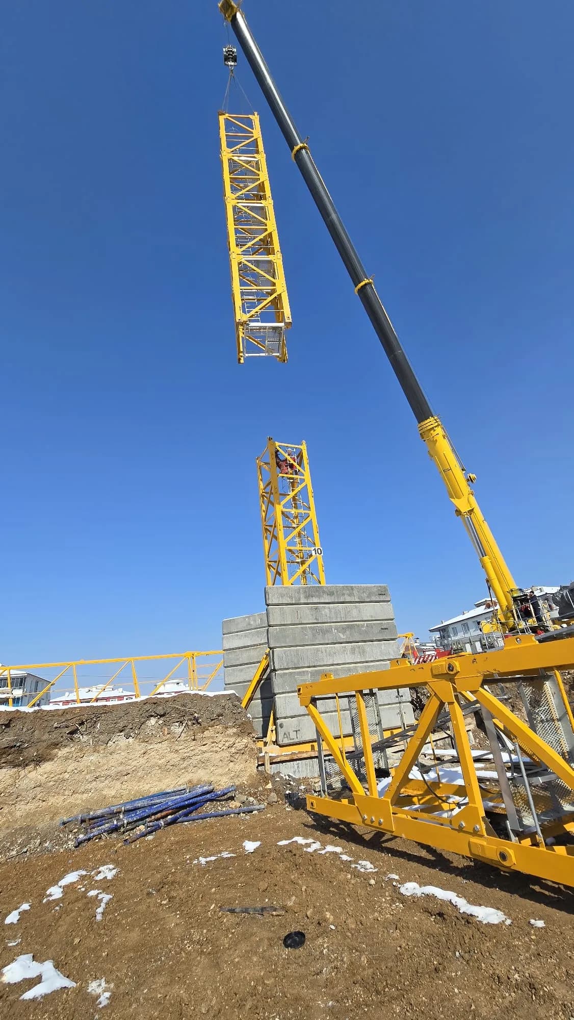 Dahan kule vinc aktif calisma goruntusu