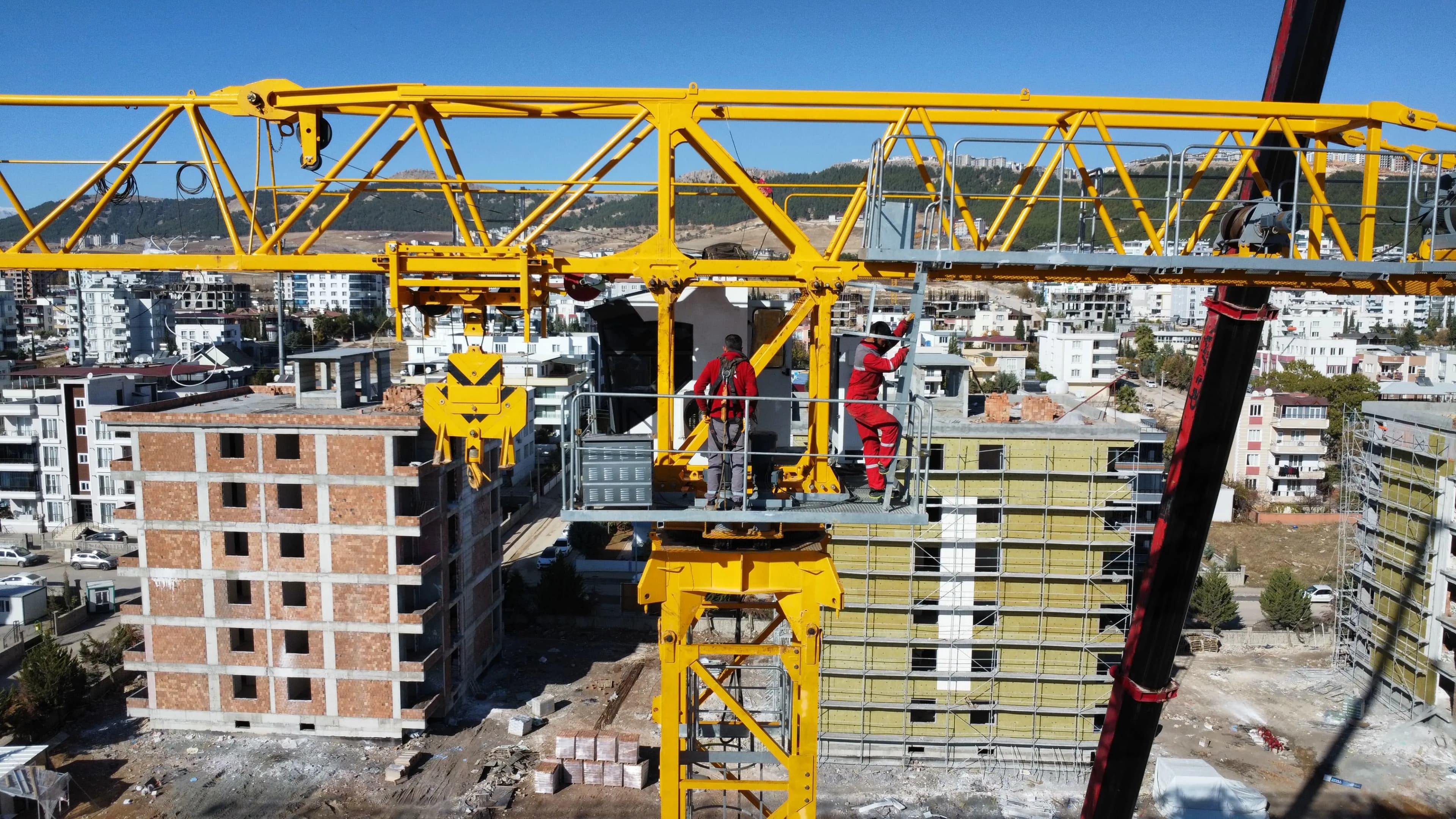 Modern projede Dahan kule vinç